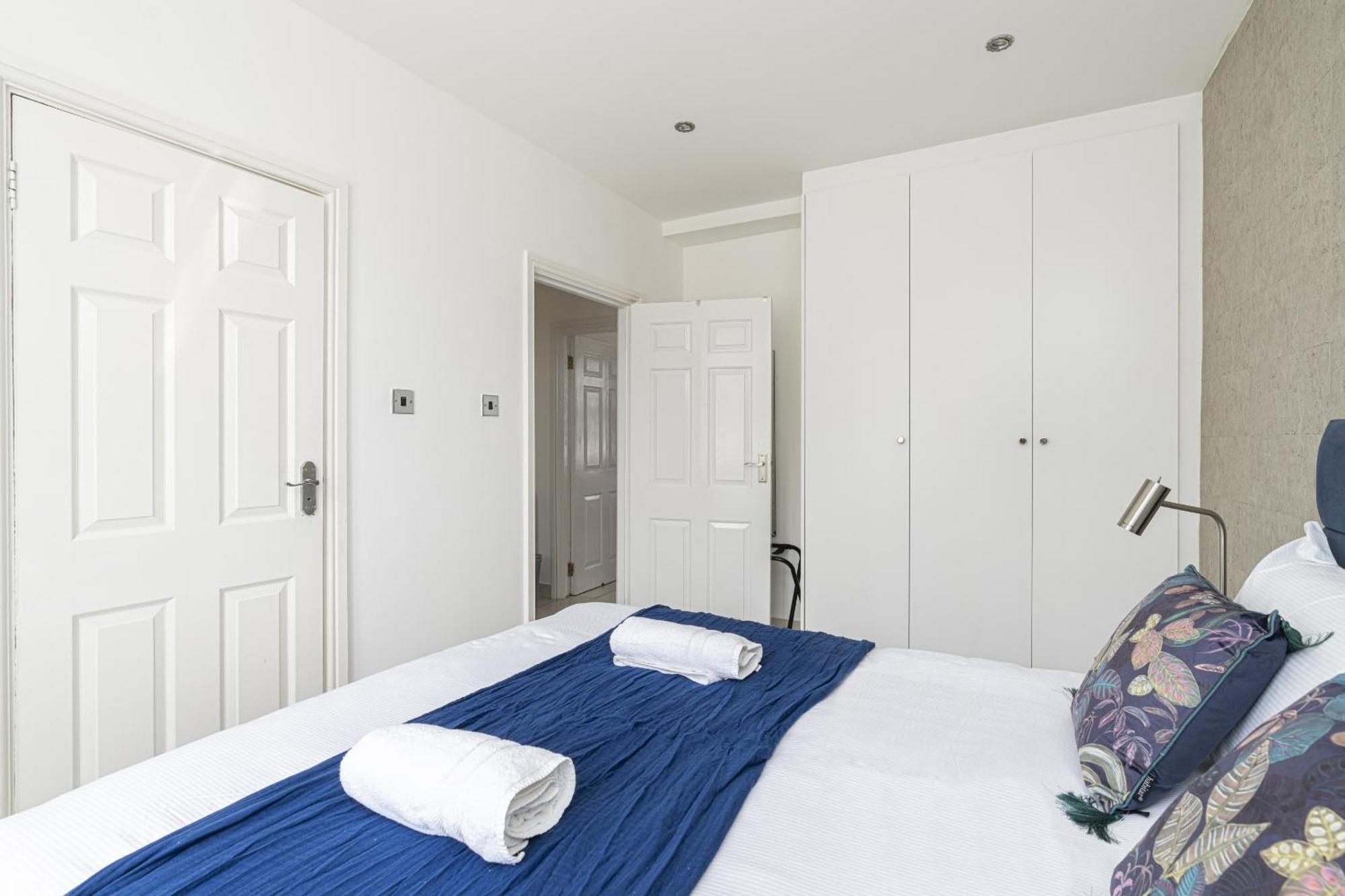 Marble Arch Apartments London Exterior photo