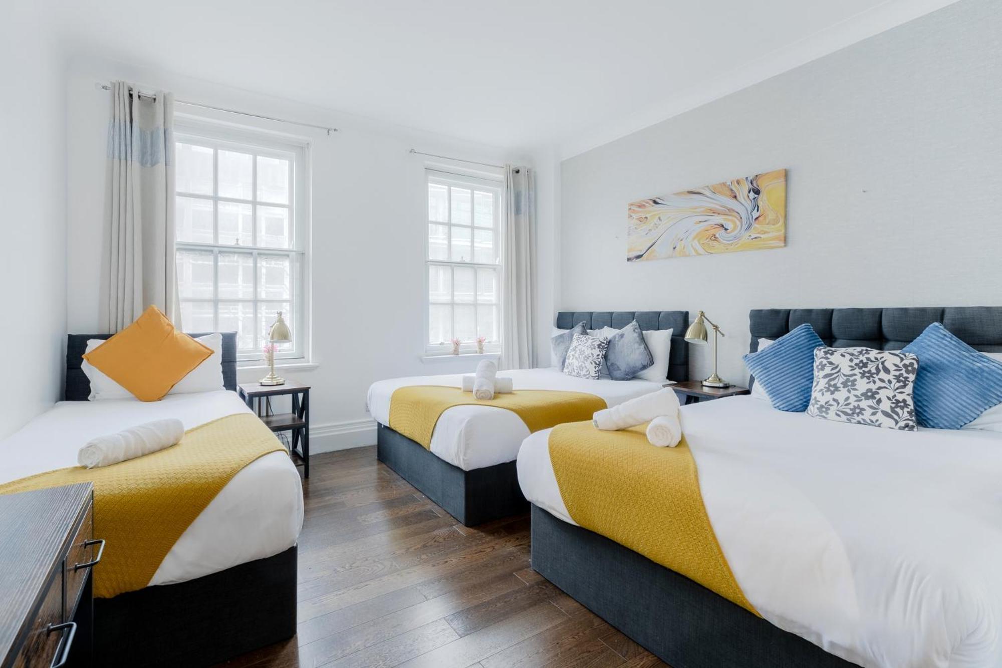 Marble Arch Apartments London Room photo