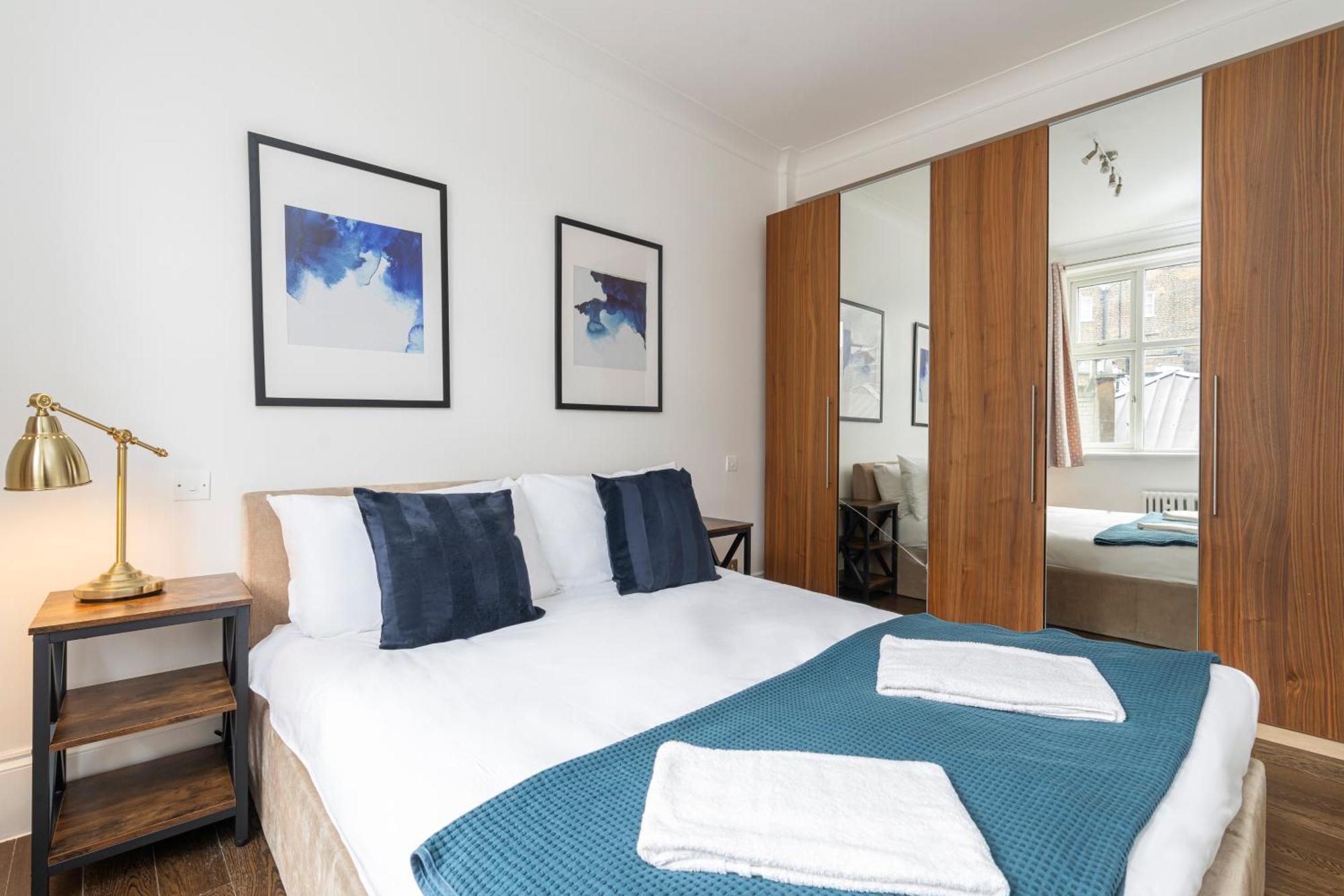 Marble Arch Apartments London Room photo
