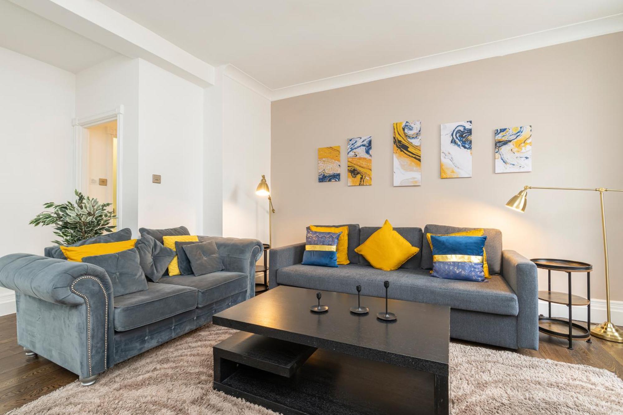 Marble Arch Apartments London Room photo