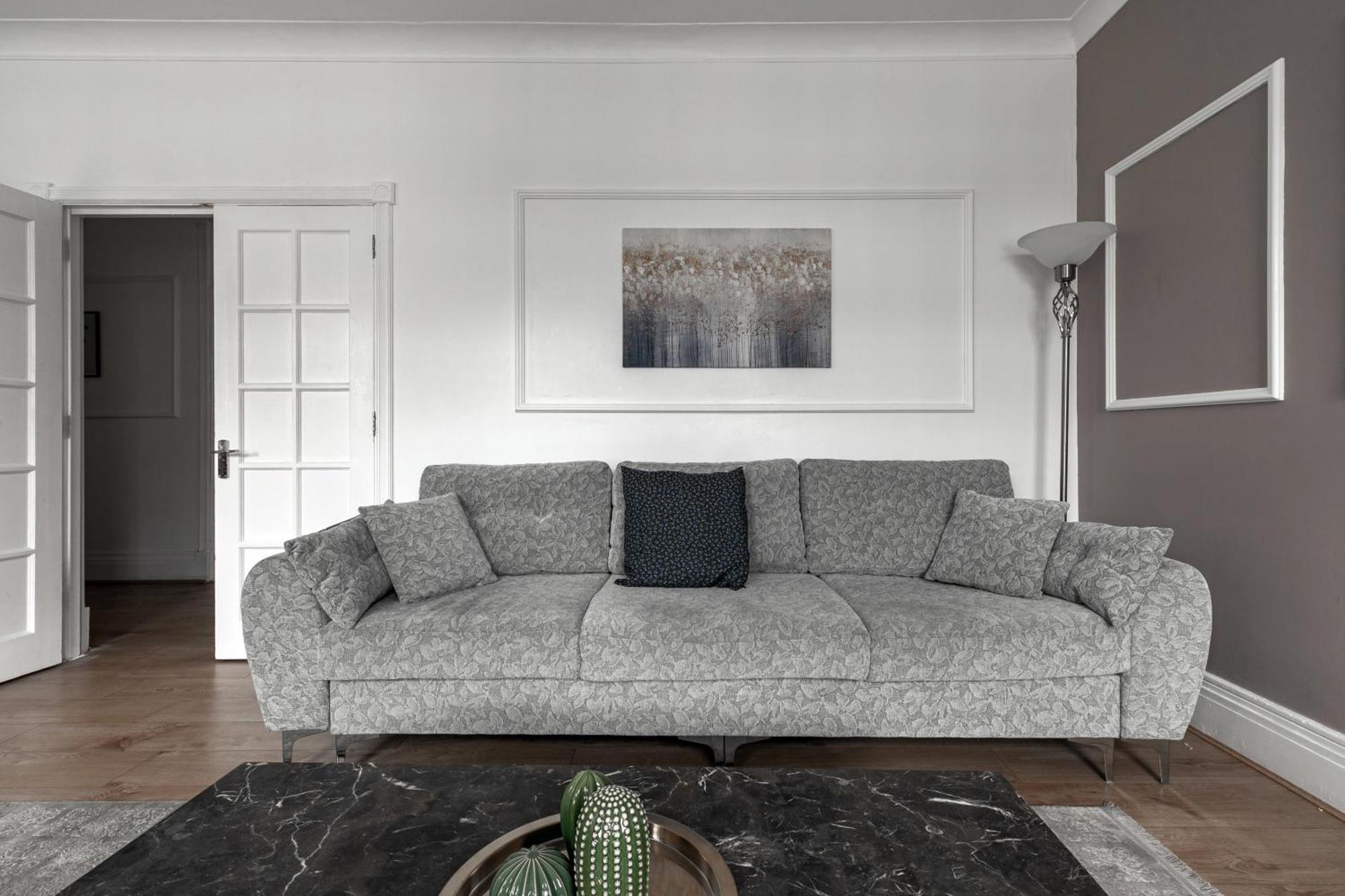 Marble Arch Apartments London Room photo